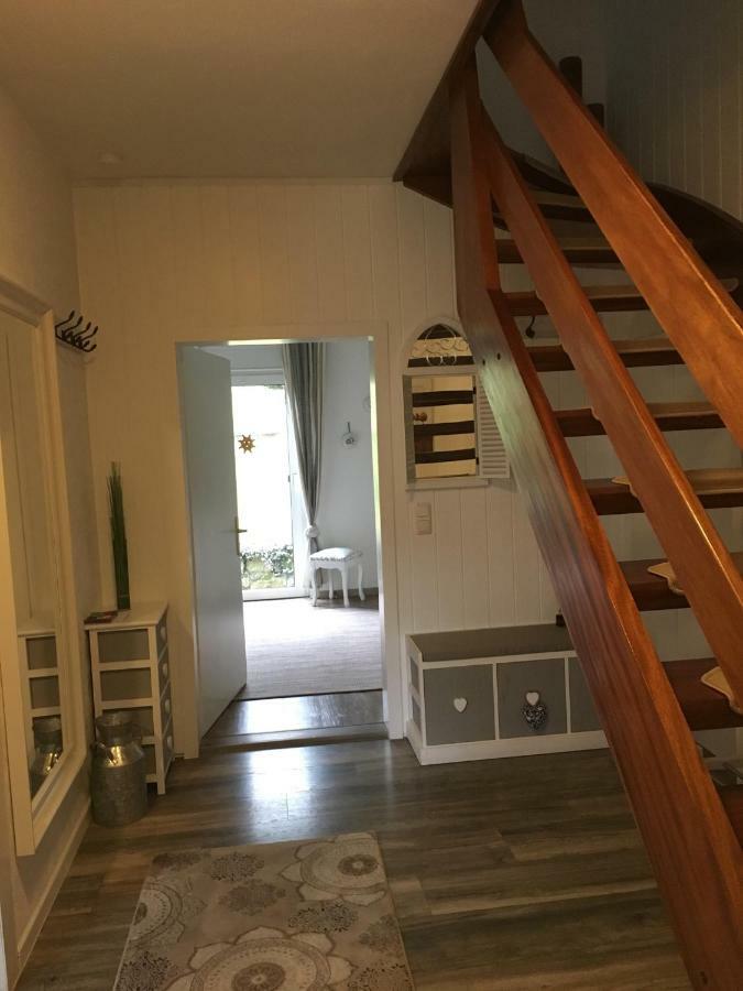 Casa Carlotta - Keine Monteure Villa Лангелсхайм Екстериор снимка
